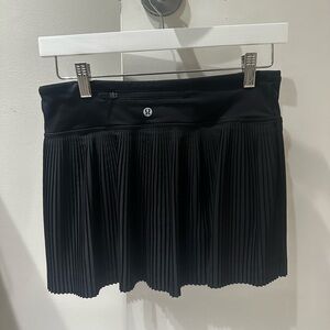 Pleat to Street Mid Rise Skirt